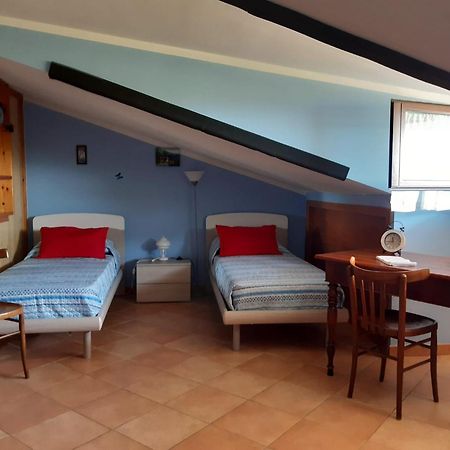 Bed and Breakfast Il Girasole Castelvecchio Calvisio Екстер'єр фото