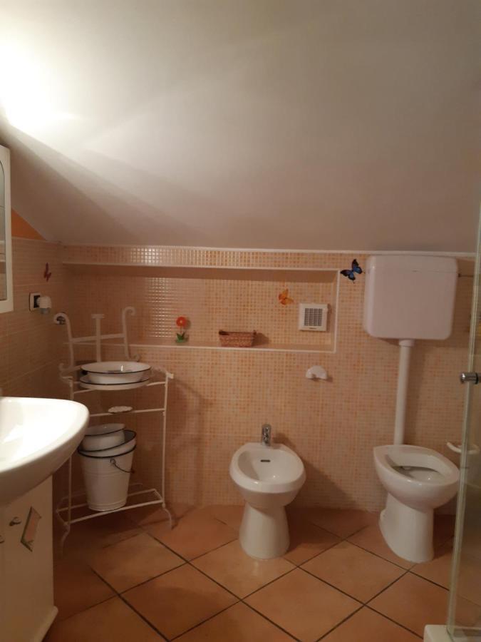 Bed and Breakfast Il Girasole Castelvecchio Calvisio Екстер'єр фото